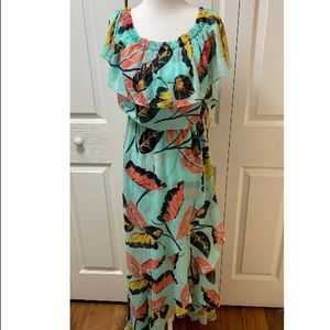 Express floral, tapered dress. Size Small. Brand new with tags.